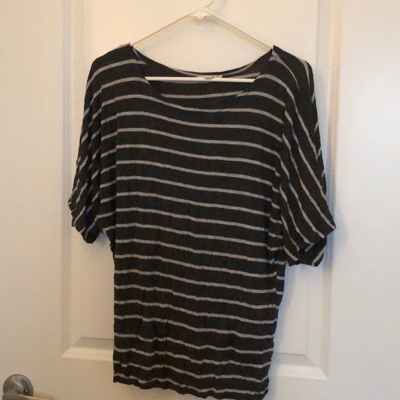 Top - Picture 2 of 3